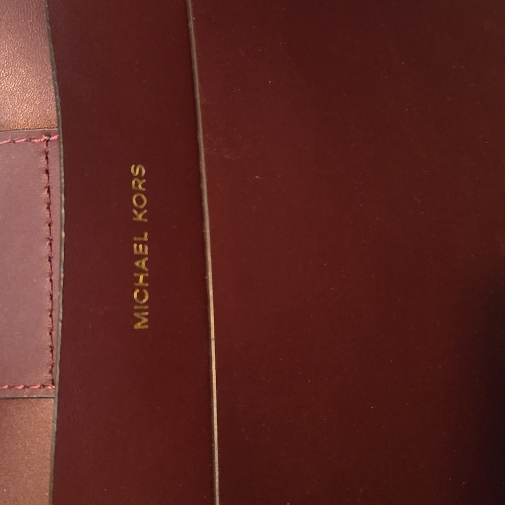 NWT Michael Kors Manhattan Studded Tote/Bordeaux Color - Picture 9 of 11